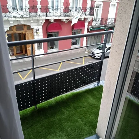 아파트 Agreable Familial A Lourdes, Proche Gare